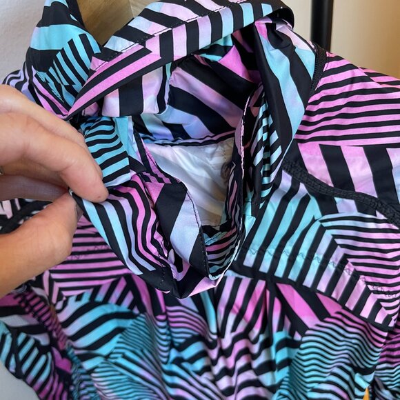 Ivivva Girl's Jacket, Size 10 - Picture 8 of 12